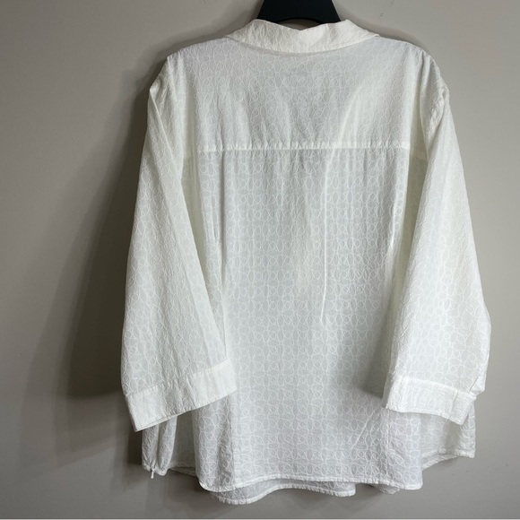 Talbots Vintage Women’s Cream Button-Up Embroidered Plus Size 100% Cotton Blouse - Picture 2 of 4